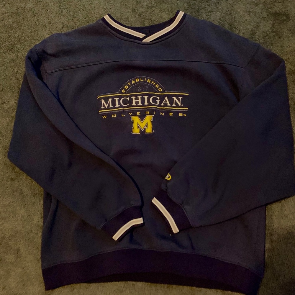 UNIVERSITY OF MICHIGAN CREWNECK